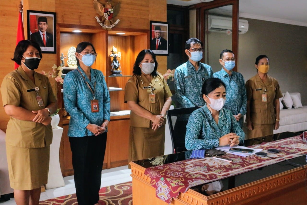 TP PKK Kota Denpasar saat mengiktu rakor persiapan pelaksanaan vaksin bagi penyandang disabilitas di Bali. Foto: Ist