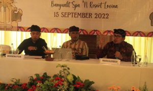 Komisioner Bawaslu Bali, Ketut Rudia saat sosialisasi dan implementasi peraturan Bawaslu dan produk hukum non peraturan Bawaslu di Lovina, Kamis (15/09/22). Foto: ist