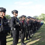 Pasukan Brimob Polda Bali saat apel gelar pasukan di Lapangan Renon, Kamis (21/12/2023). foto: ist